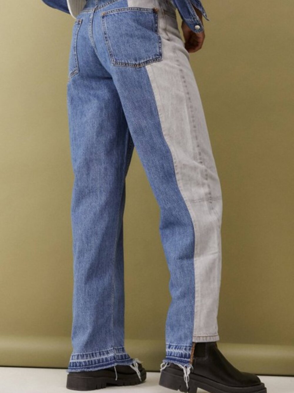 URBAN OUTFITTERS BDG Roxy High Waisted Two Tone Jeans Size 28